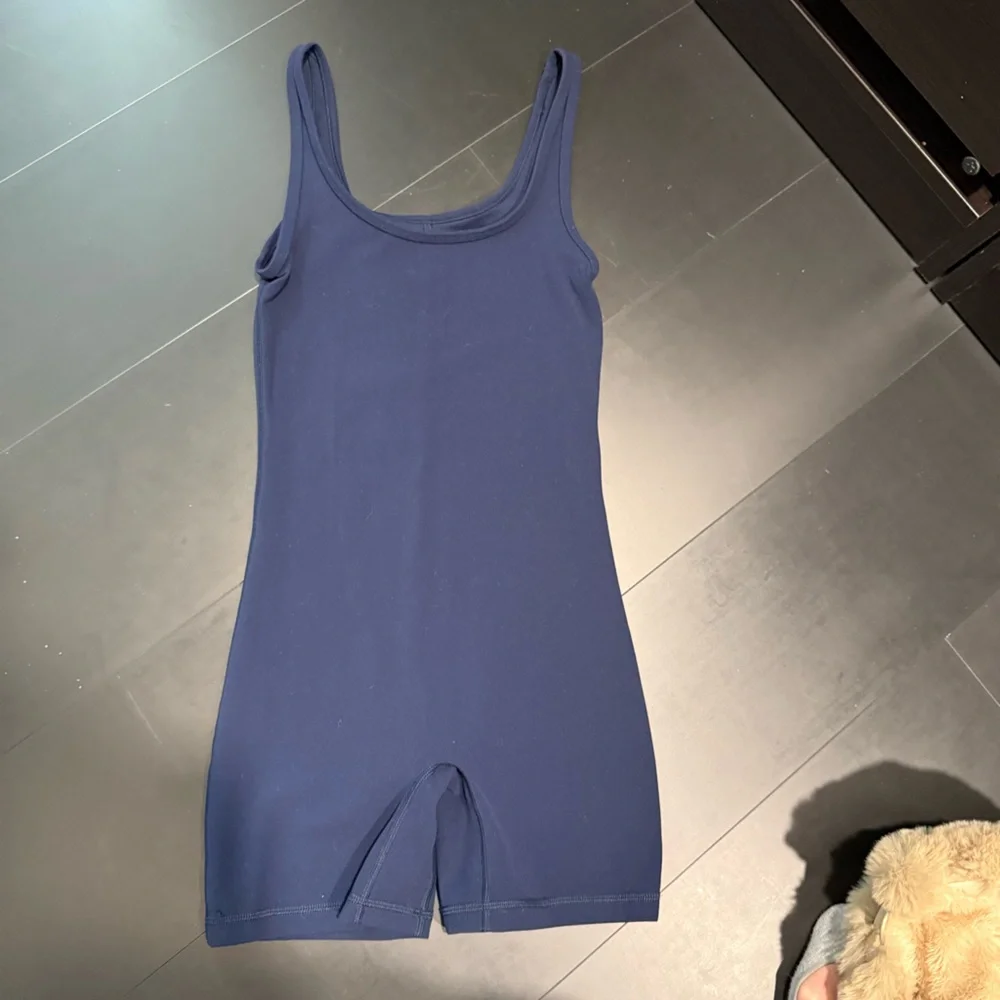 One piece romper - Picture 1 of 3